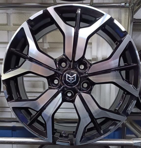 Tiryakiler 17J 5X114.3 7.0X17 ET44 66.1 BLA.MC. TORK-7936 JANT