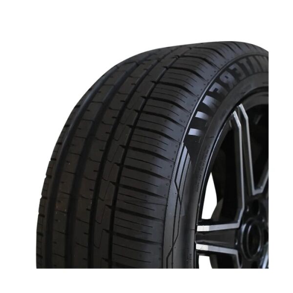 Waterfall 245/45R18 100Y XL Unique UHP (Yaz) (2026)